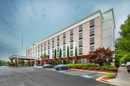 Holiday Inn Atlanta Northlake - 