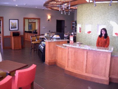 Hyatt Place Reno Tahoe Airport - Hyatt Place Reno Tahoe Airport - Gallery Hosts (kiosk Check-in/out)