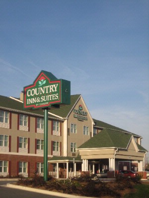 Country Inn & Suites Capitol Heights Md - Hotel Exterior