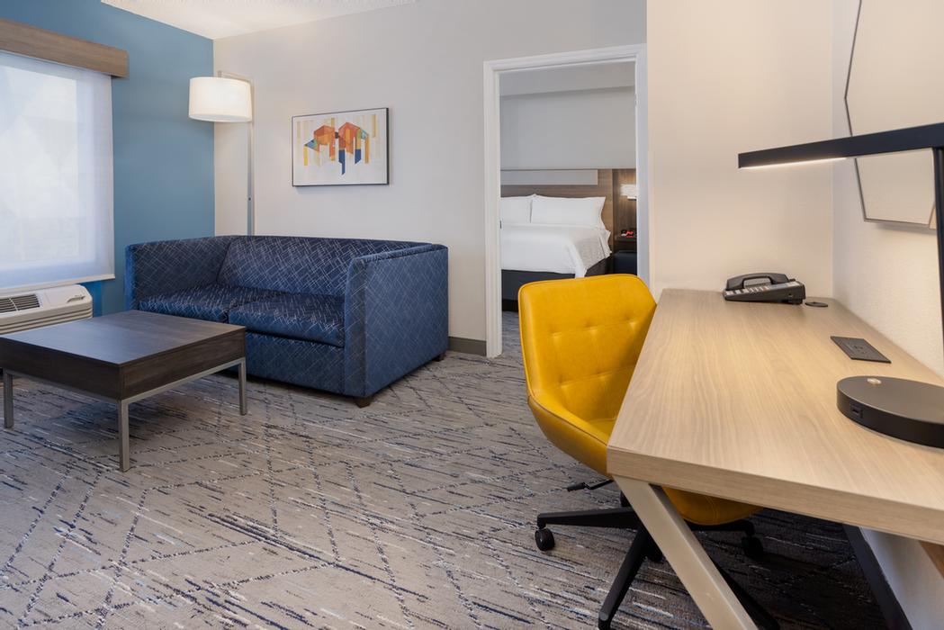 Holiday Inn Express Hotel & Suites - Outdoor Heated Pool
