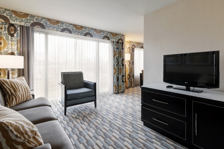 Mini-suite