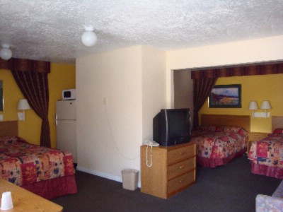 National 9 Inn Colony Inn Suites - 