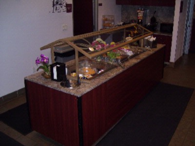 Quality Inn & Suites - Deluxe Continental Breakfast