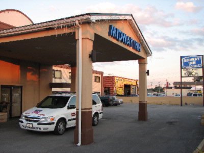 Midway Inn Hotel - 