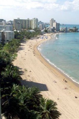 Courtyard by Marriott Isla Verde Beach Resort - 