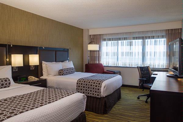 Crowne Plaza Hotel Lax - Standard King Guestroom