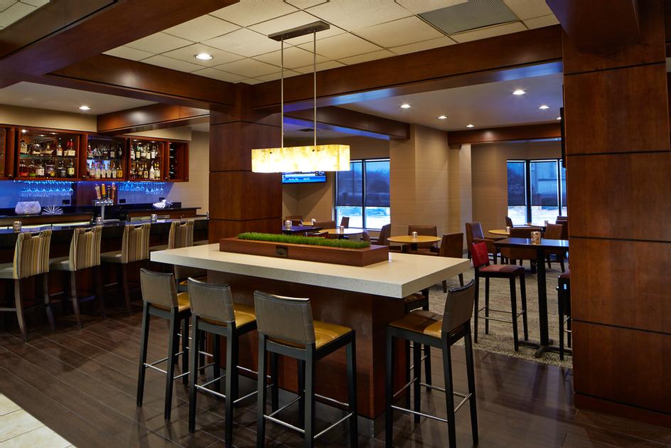 Courtyard by Marriott Mall of America - 