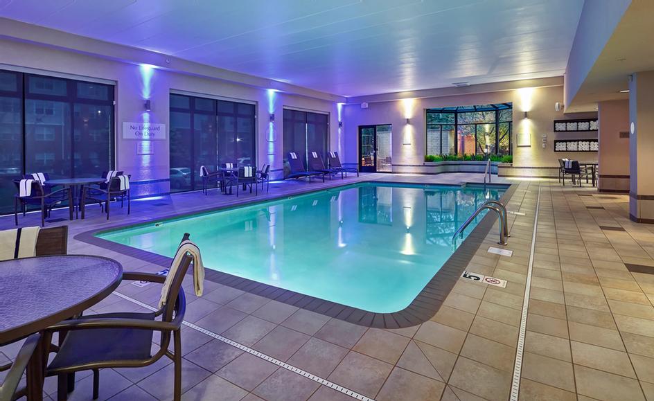 Courtyard by Marriott Mall of America - 