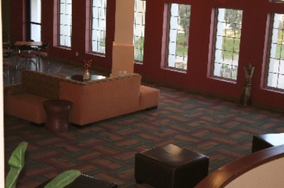 Best Western Crossroads Inn & Conference Center - Atrium/lobby