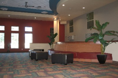 Best Western Crossroads Inn & Conference Center - Atrium/lobby