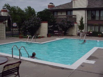 The Inn at Tallgrass - Relax By Our Pool After A Long Day
