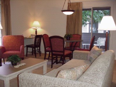 The Inn at Tallgrass - Enjoy The Spaciousness Of Our Suites