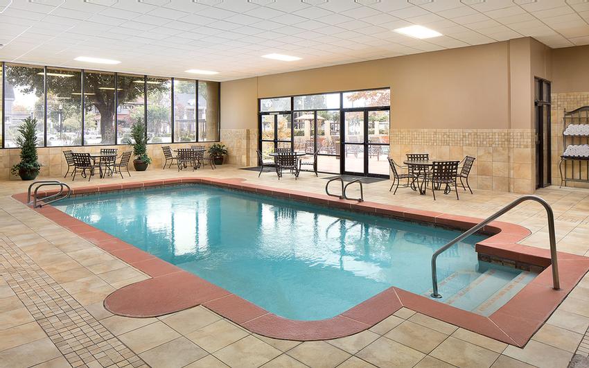 University Plaza Hotel & Convention Center - 