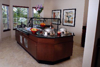 Staybridge Suites - Buffet Area