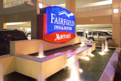 Fairfield Inn & Suites Virginia Beach Oceanfront - 