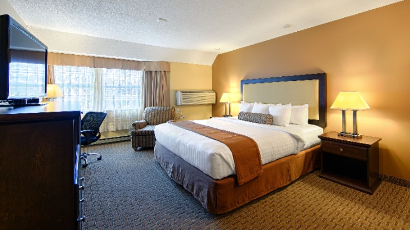 Best Western Emerald Isle Motor Inn - 