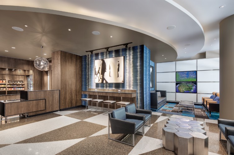 Fairfield Inn & Suites Chicago Downtown - Front Lobby