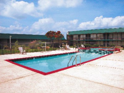 National Inn - 