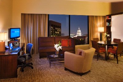 At & T Executive Education & Conference Center - Junior Suite