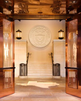 At & T Executive Education & Conference Center - Entrance