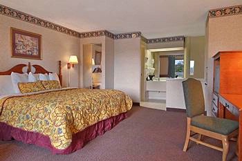 Scottish Inn & Suites - 