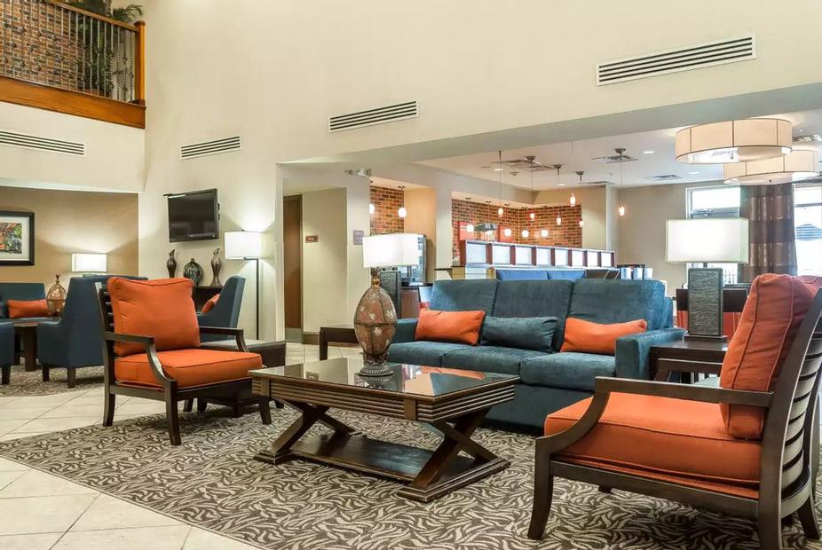 Comfort Suites West of The Ashley - 