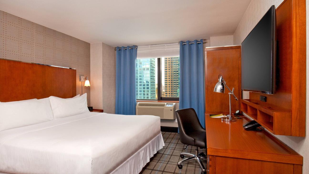 Four Points by Sheraton Midtown Times Square - King Size Room