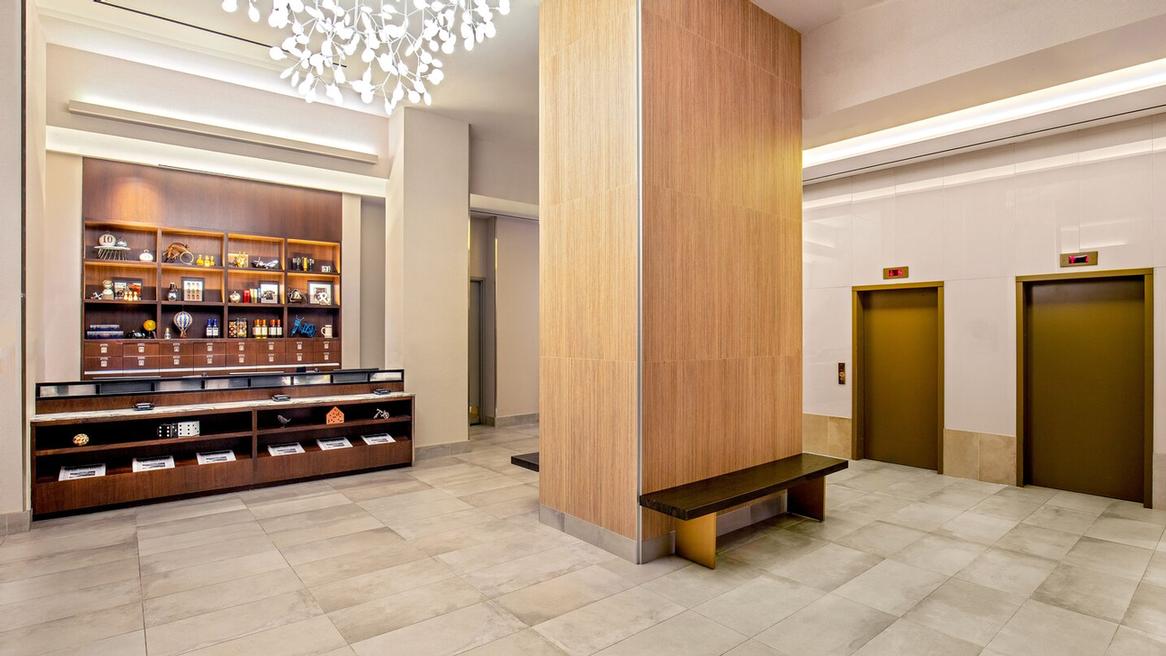 Four Points by Sheraton Midtown Times Square - Lobby