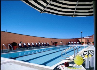 Renaissance Dallas Hotel - Roof Top Pool