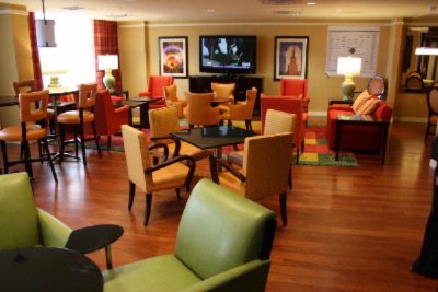 Renaissance Dallas Hotel - Club Lounge