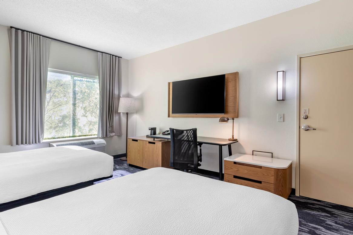 Fairfield Inn & Suites - Executive Suite