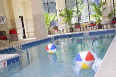 Hilton Garden Inn Minneapolis Downtown - Indoor Pool