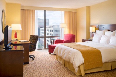 Saddle Brook Marriott - King Guest Room