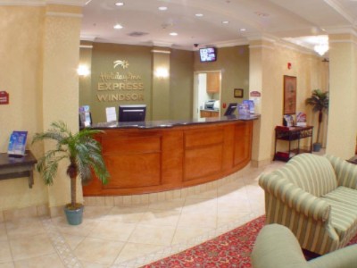 Holiday Inn Express Windsor Sonoma - 