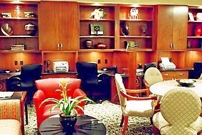 Courtyard by Marriott Beachwood - Get Things Done In Our Extensive Business Center