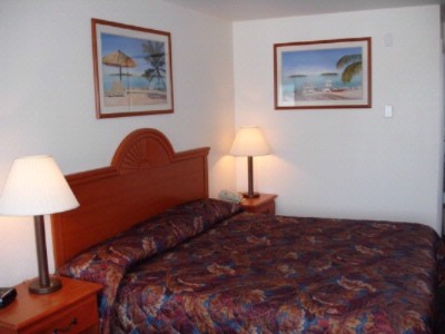 Beachcomber Inn - 