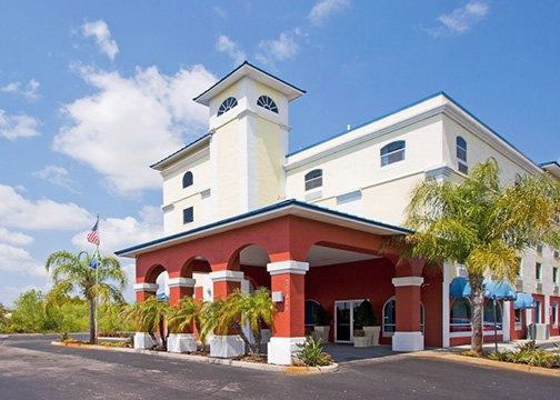 Holiday Inn Express Wesley Chapel - 