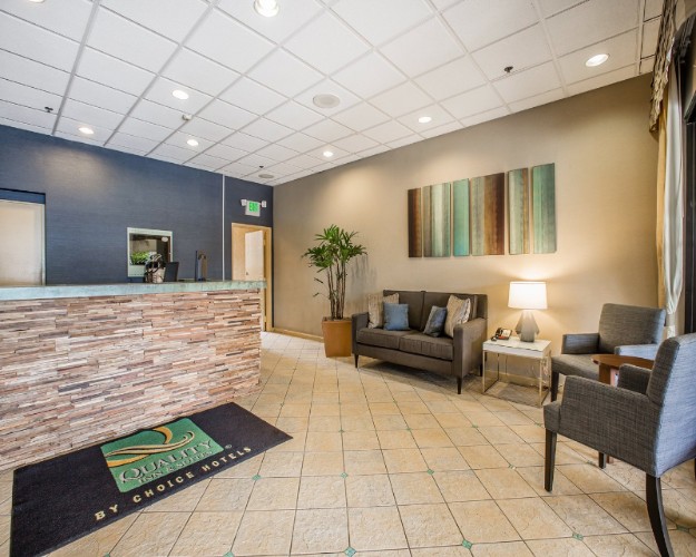 Quality Inn & Suites - 