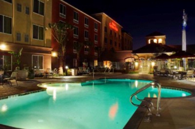Hilton Garden Inn Fontana - 