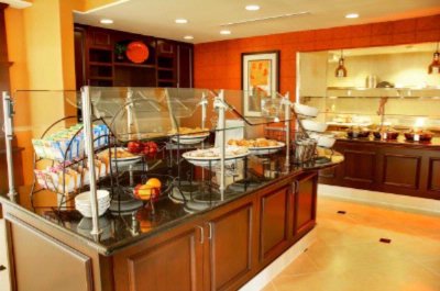 Hilton Garden Inn Fontana - 