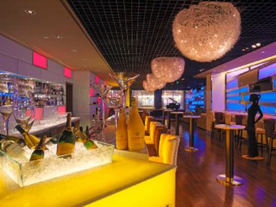 Crowne Plaza Hotel Beijing - Purple Bar