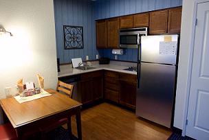 Residence Inn by Marriott Westlake Village - Suite Kitchen