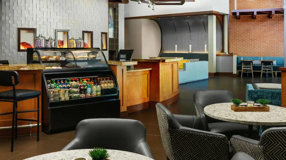 Hyatt Place Ft. Lauderdale Airport South - Bakery Cafe