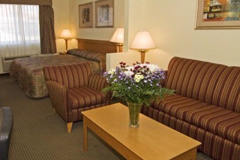 Best Western Newport News Inn & Suites - King Mini Suite