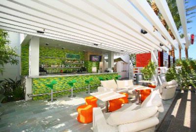 Luxury Suites at Palms Place - 