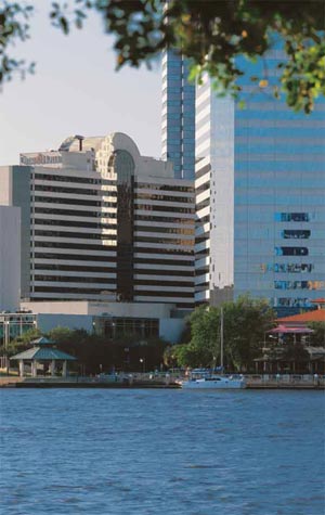 Omni Jacksonville Hotel - Exterior Hotel Overlooks River