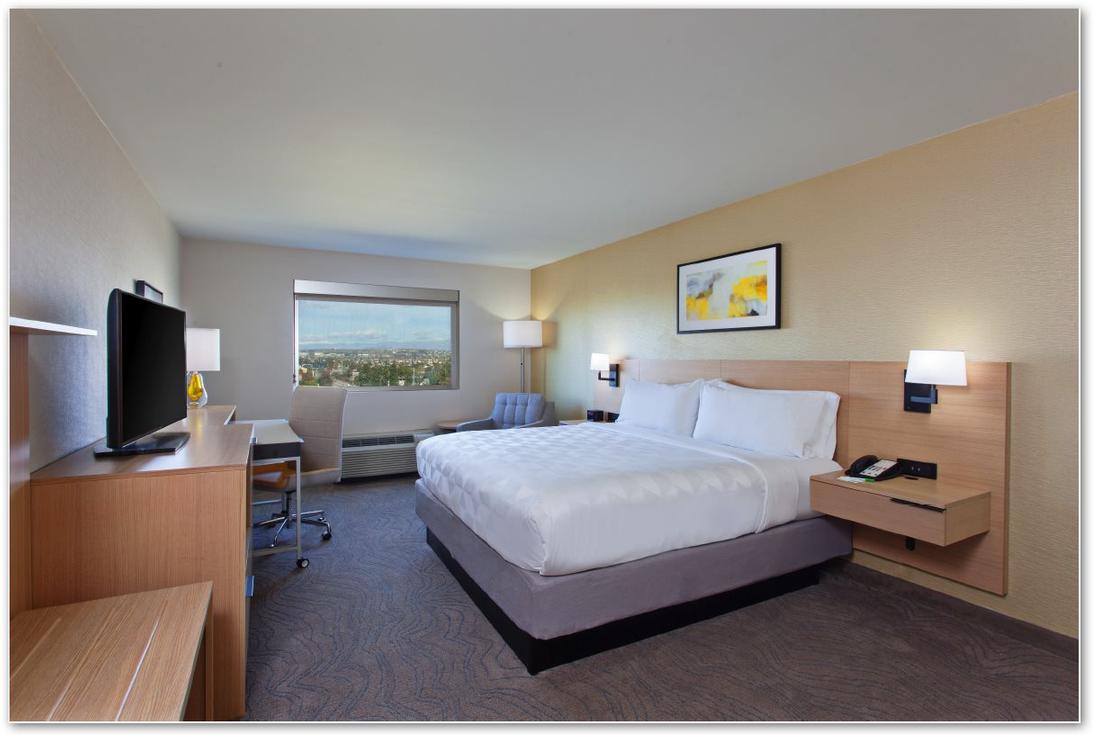 Holiday Inn Lax - Modern Bride