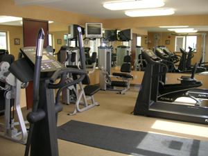 Oxford Suites Chico - Exercise Room - Cardio & Weights