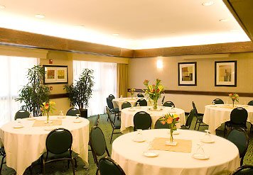 Whether A Wedding Seminar Or Meeting We Can Help Make Your Event A Success. We Offer Everything You Need Including High-speed Internet Access Copy Service Av Equipment Overnight Delivery And Much More.