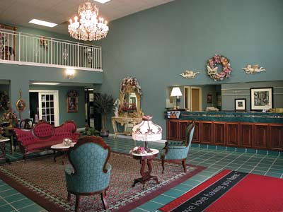 Hampton Inn - 